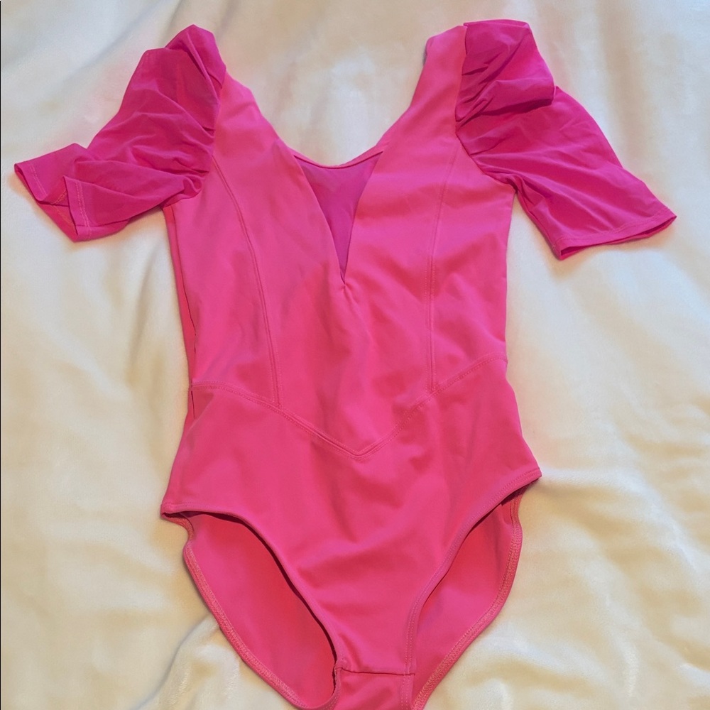 Tiger Friday' Short Sleeve One-Piece Leotard - Hot Pink - AXS